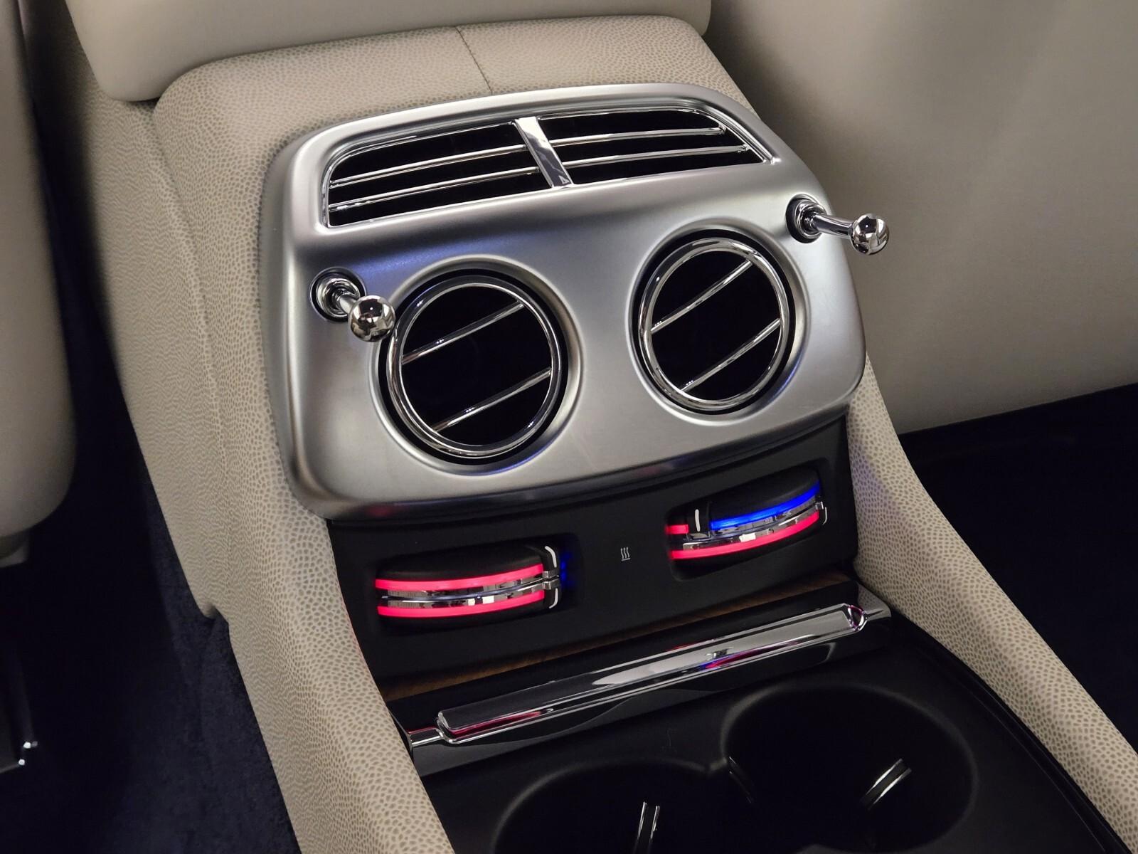 2016 Rolls-Royce Wraith Base - Photo 16