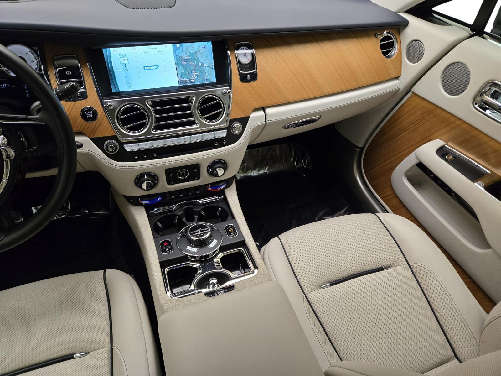 2016 Rolls-Royce Wraith Base - Photo 18