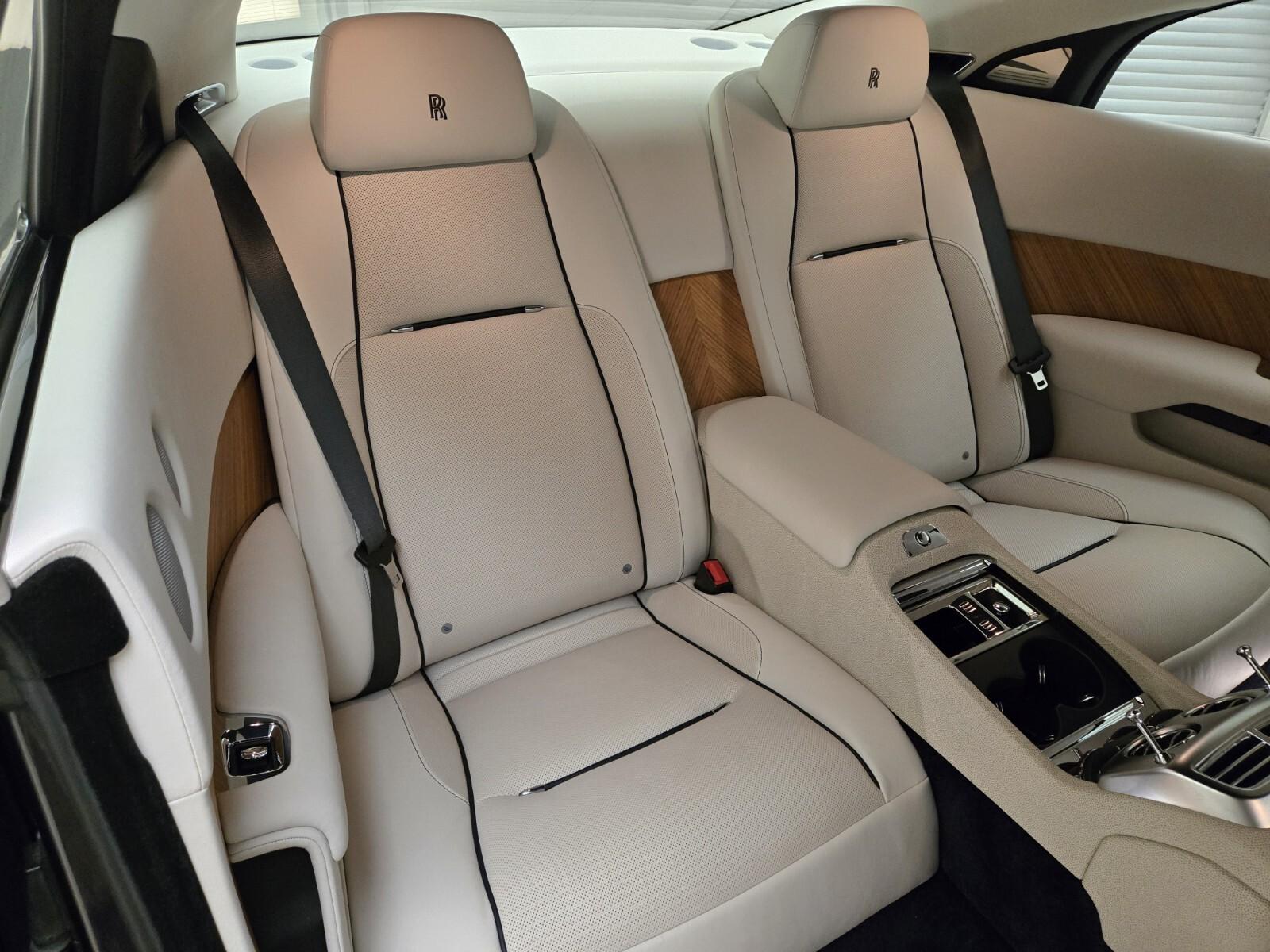 2016 Rolls-Royce Wraith Base - Photo 23