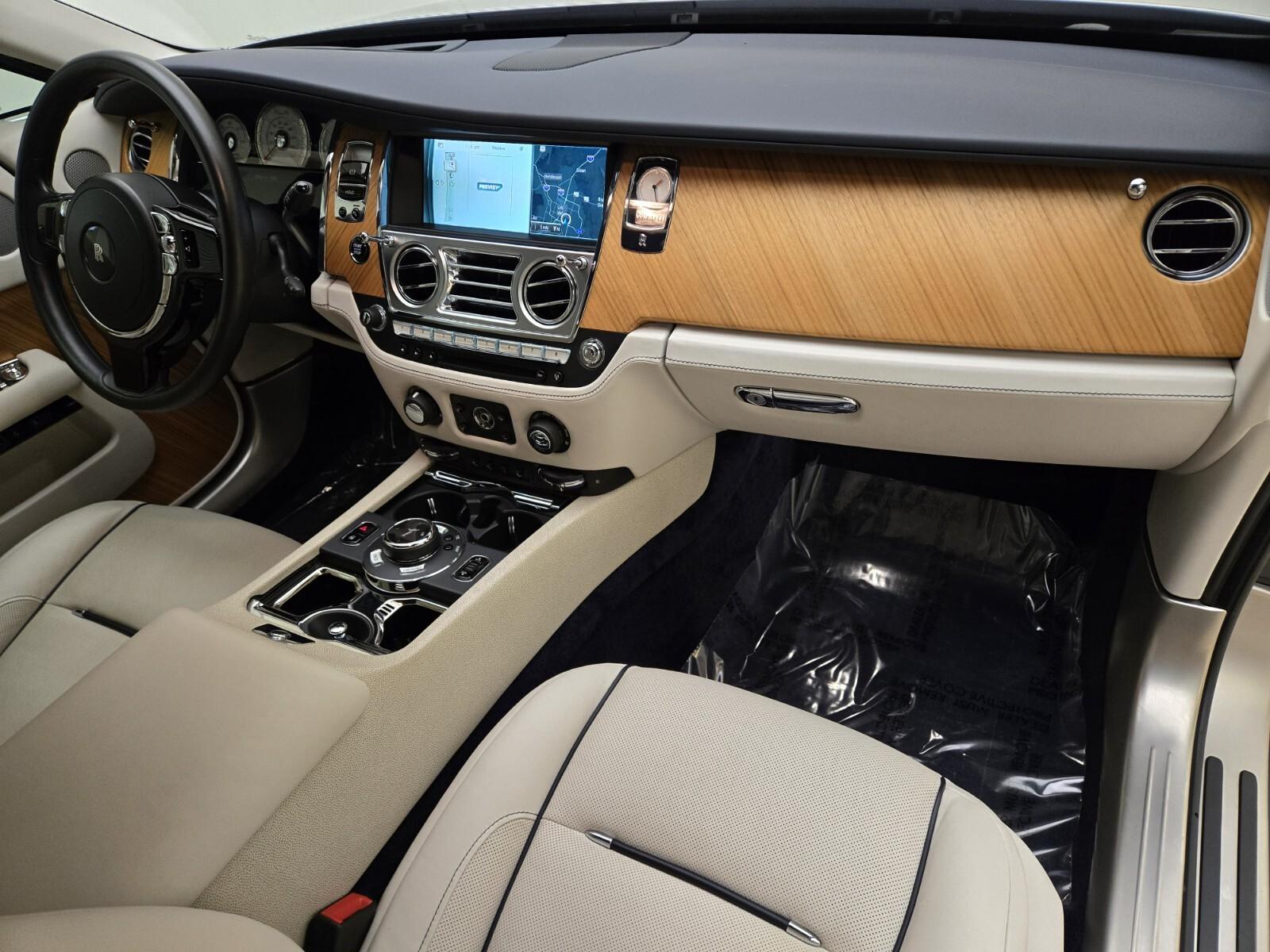 2016 Rolls-Royce Wraith Base - Photo 25