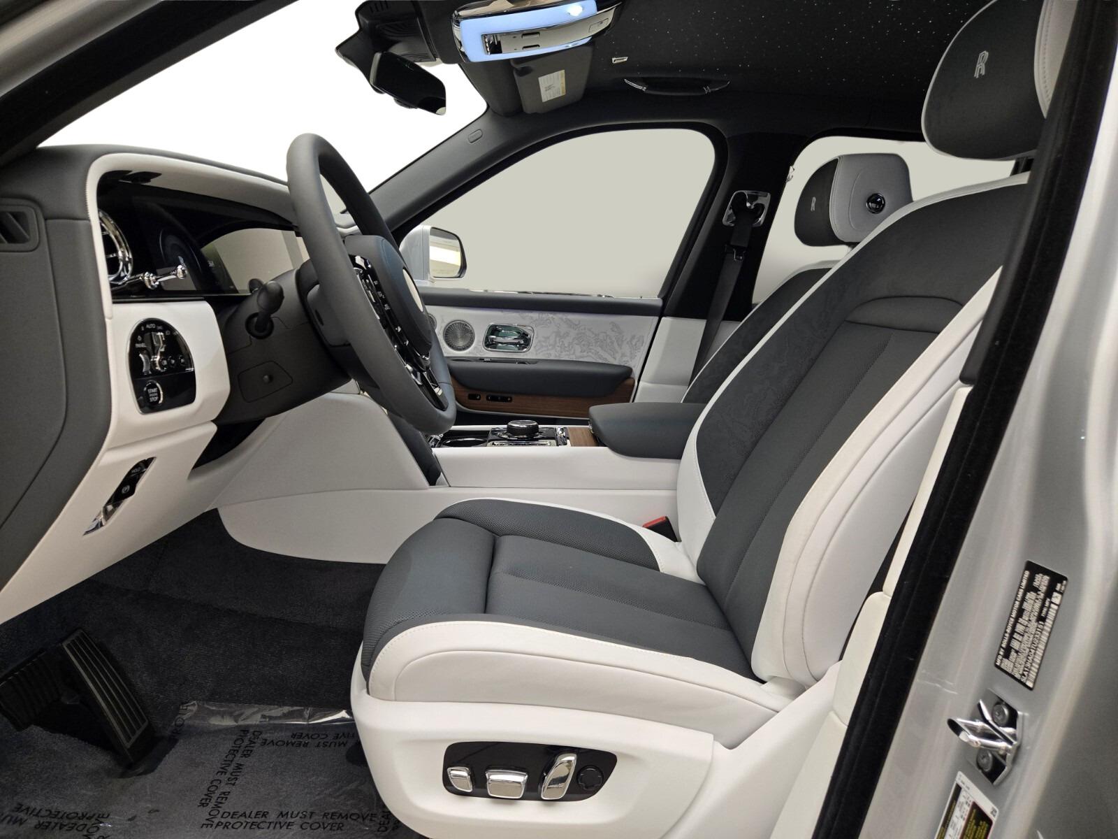 2026 Rolls-Royce Cullinan Base - Photo 16