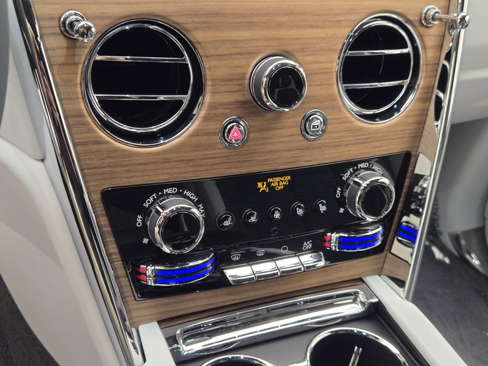 2026 Rolls-Royce Cullinan Base - Photo 38