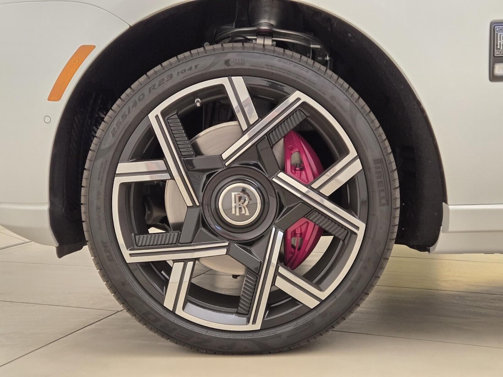 2026 Rolls-Royce Cullinan Black Badge - Photo 11