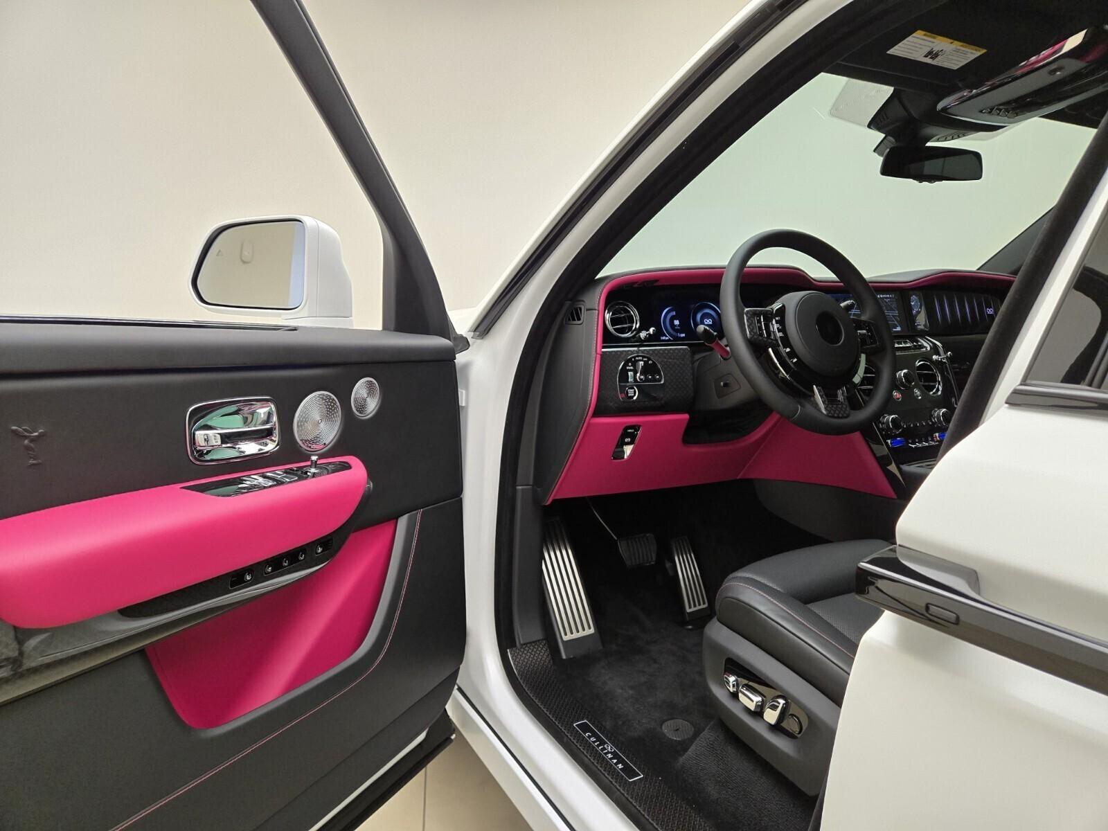 2026 Rolls-Royce Cullinan Black Badge - Photo 13