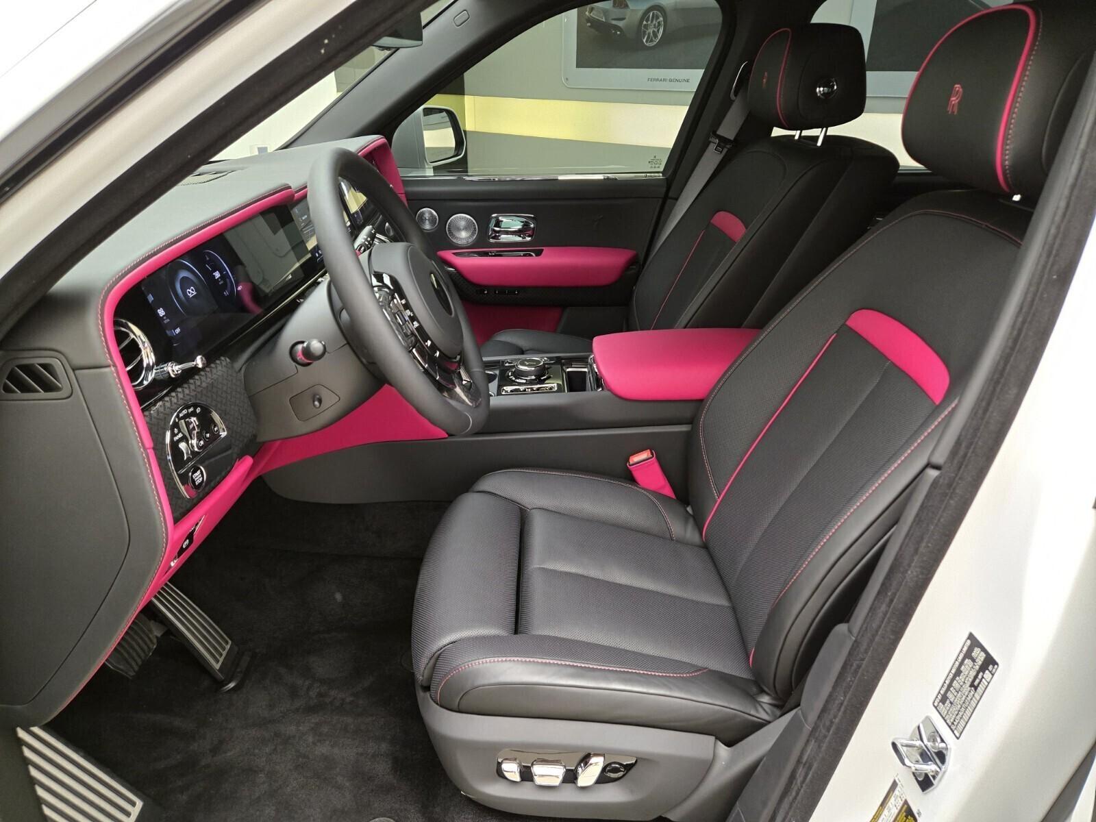 2026 Rolls-Royce Cullinan Black Badge - Photo 14