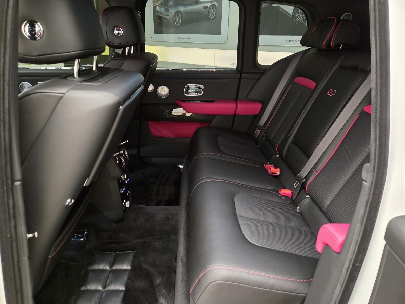 2026 Rolls-Royce Cullinan Black Badge - Photo 17