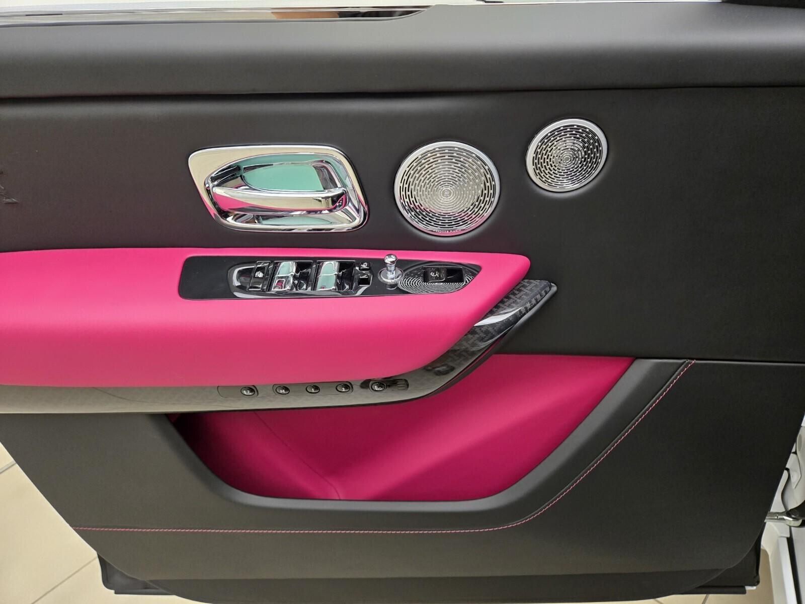 2026 Rolls-Royce Cullinan Black Badge - Photo 28