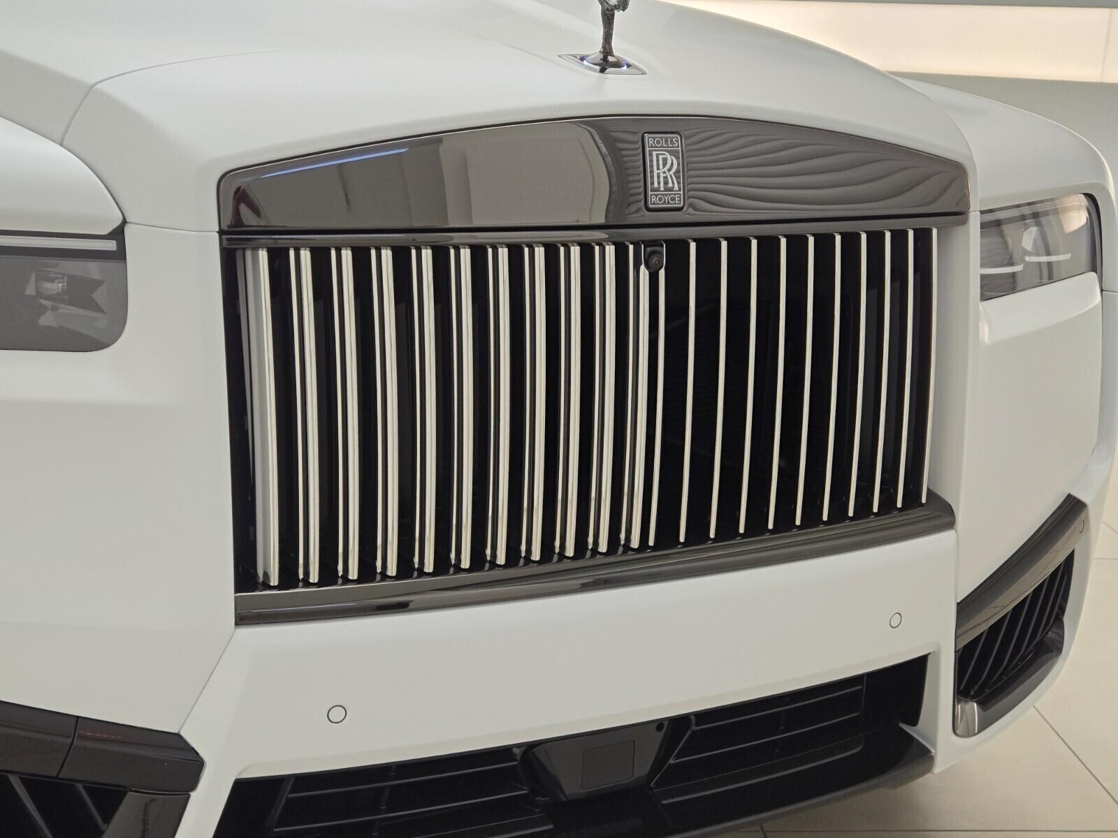 2026 Rolls-Royce Cullinan Black Badge - Photo 7
