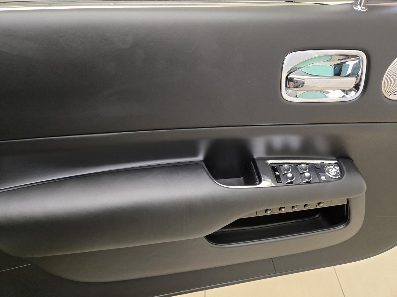 2021 Rolls-Royce Wraith Base - Photo 27