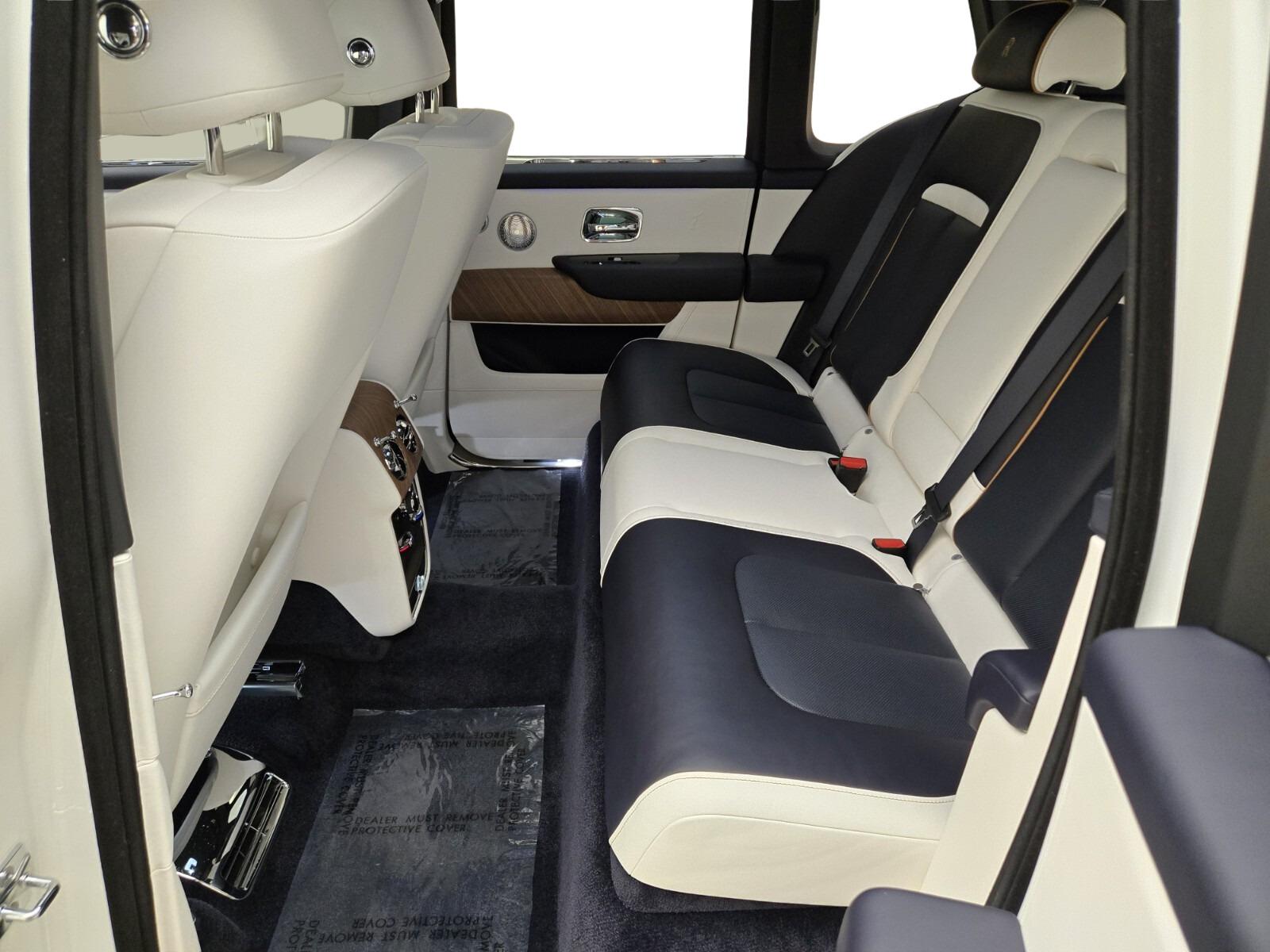 2026 Rolls-Royce Cullinan Base - Photo 17