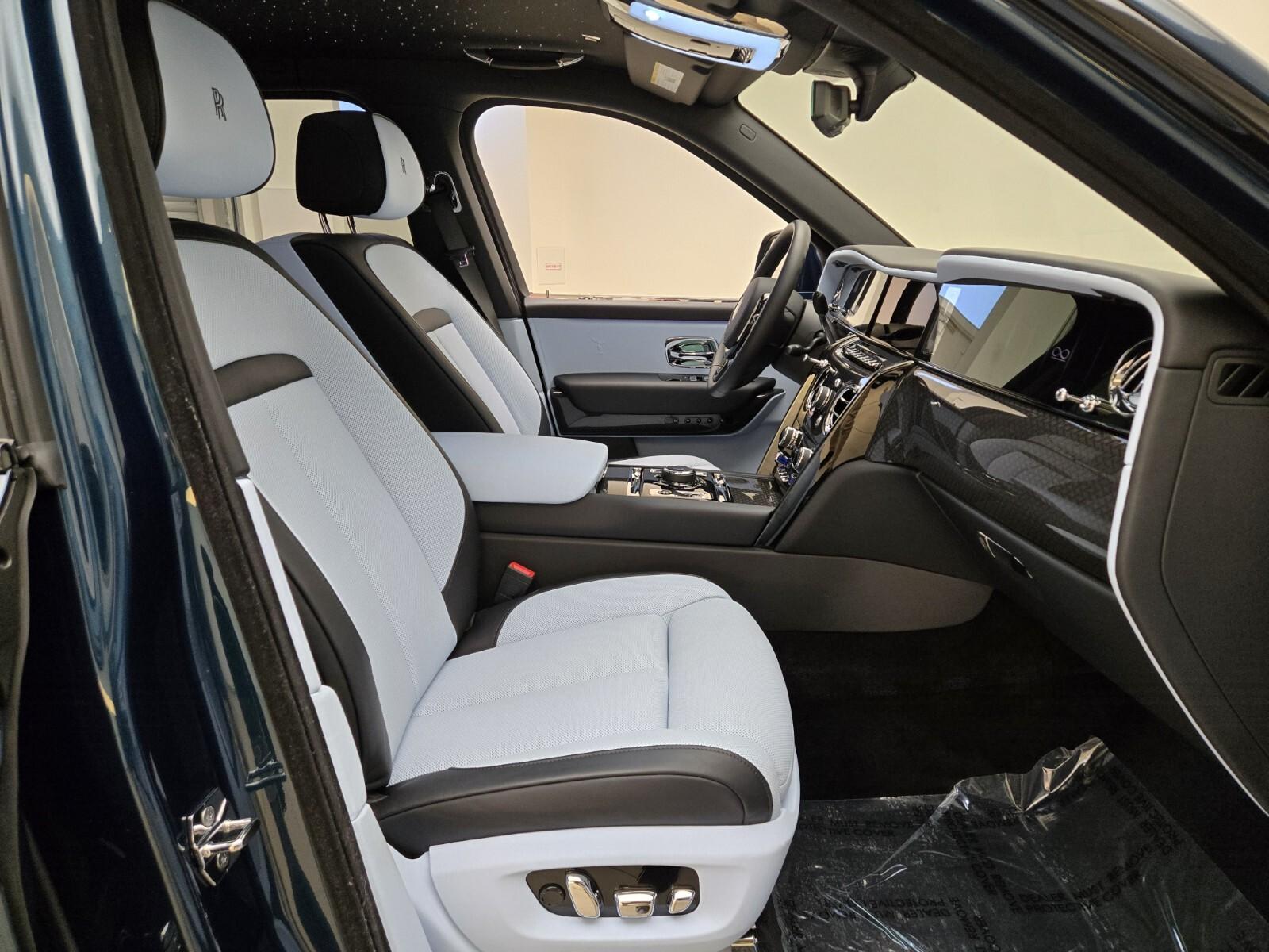 2025 Rolls-Royce Cullinan Black Badge - Photo 26