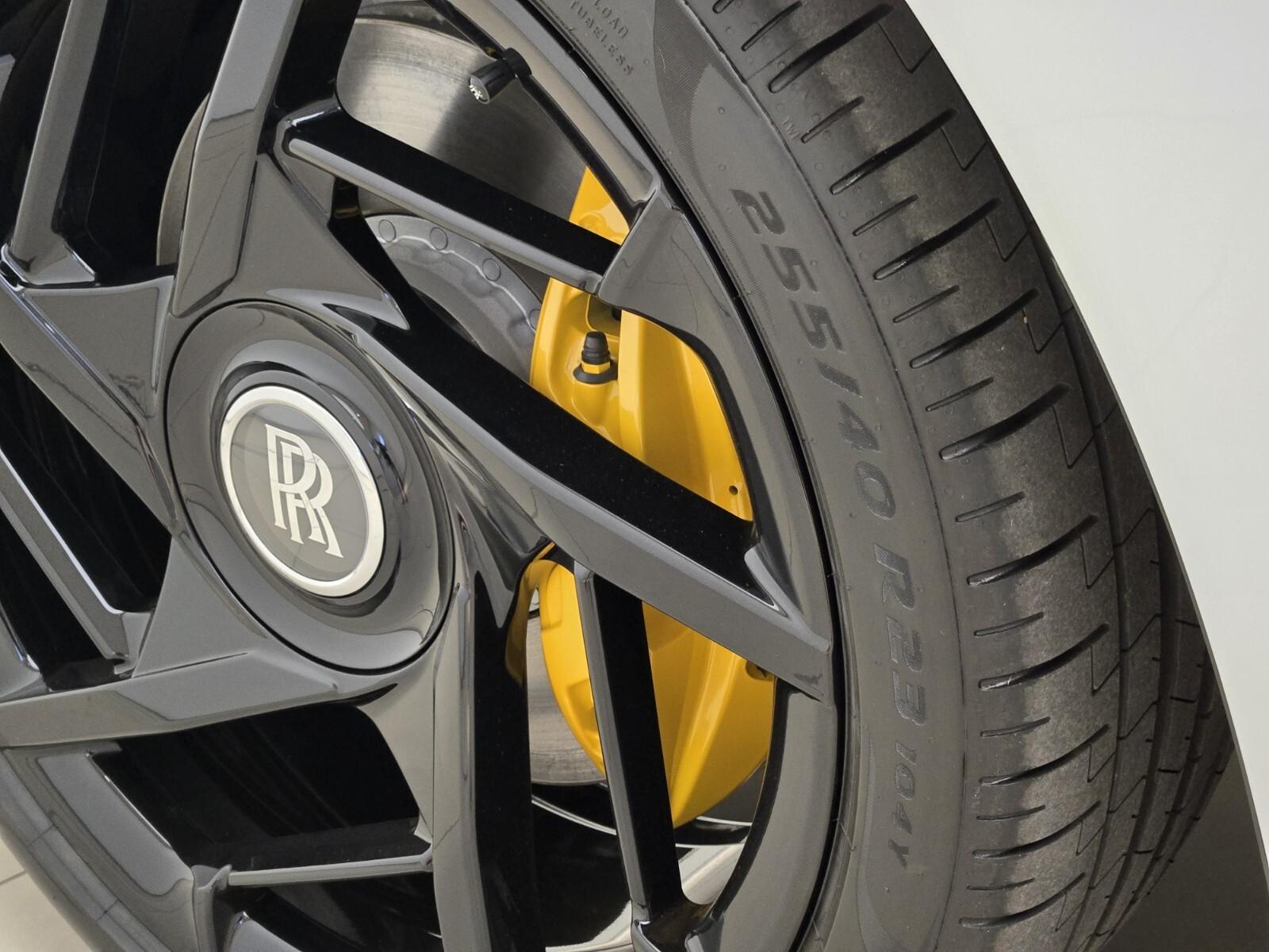 2025 Rolls-Royce Spectre Black Badge - Photo 12