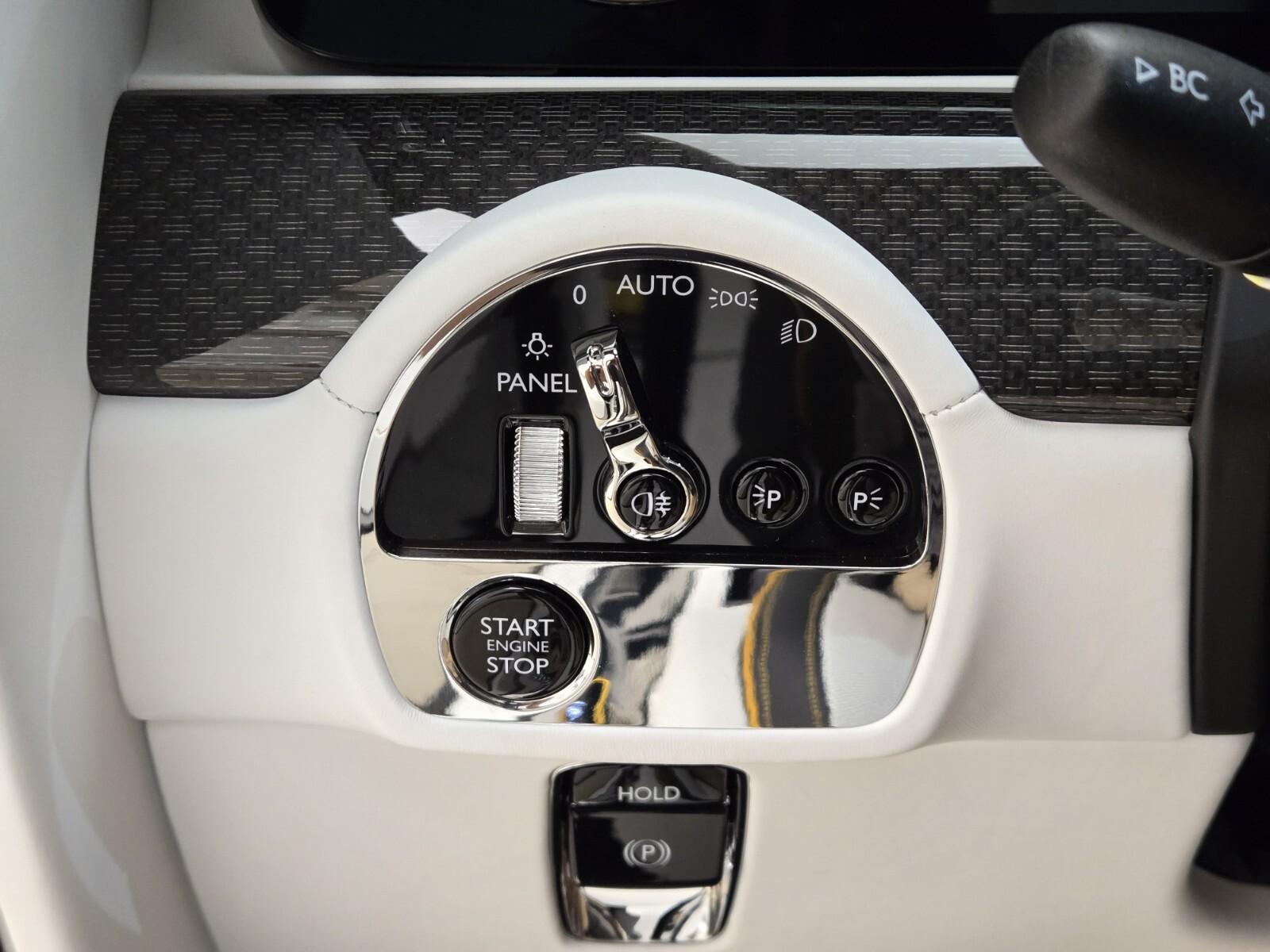 2025 Rolls-Royce Spectre Black Badge - Photo 37