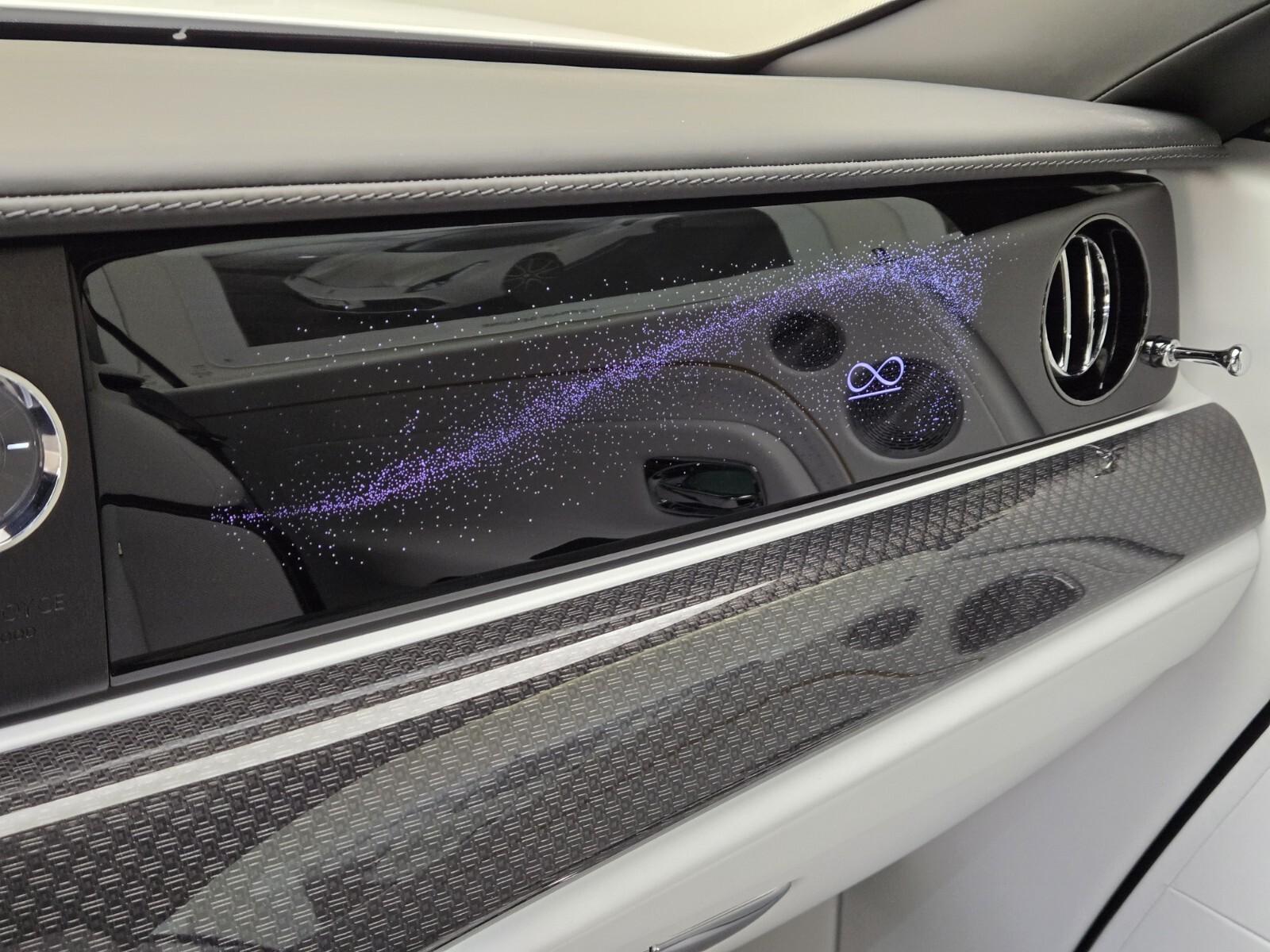 2025 Rolls-Royce Spectre Black Badge - Photo 38